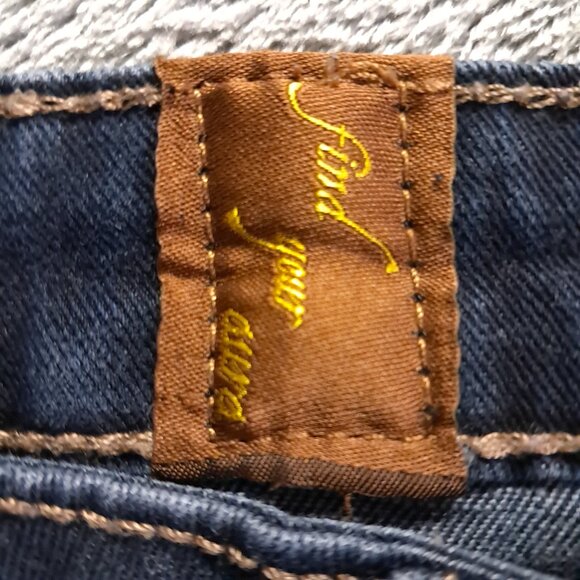 Wrangler Aura Jean Women 35x30, Tag 14 Tall Raw Hem Slimming Stretch Bootcut - Picture 12 of 14